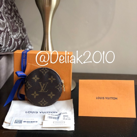 SOLD! NEW Louis Vuitton Round Coin Purse Venice - Picture 4 of 8